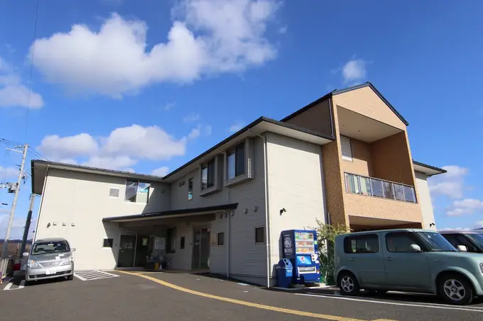 デイサービスの介護職／未経験でもOK・駅チカ（認知症対応型通所介護事業所 希望の杜）の画像1枚目