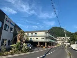 介護職員／新規OPEN・シニア世代活躍中（介護付き有料老人ホームラビータ安佐物語）の画像1枚目