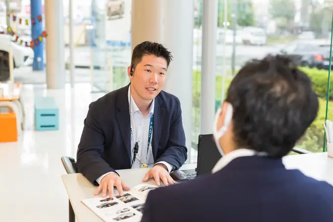 営業職（ダイハツ前橋みなみ店）／シニア世代活躍中・年間休日112日・ブランクOKの画像1枚目