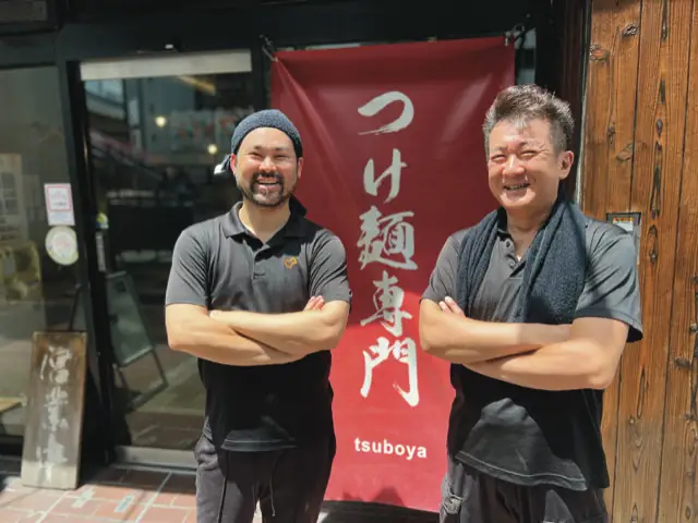 つけ麺店の調理・接客・仕込み業務／駅チカ・寮社宅制度あり（シニア世代活躍中）の画像1枚目