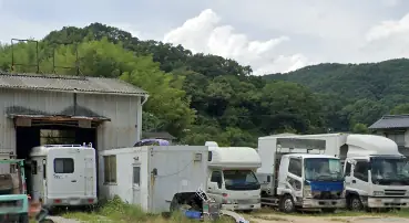 ４トン日帰りトラック運転手（６０代以上活躍中）平日勤務の画像1枚目