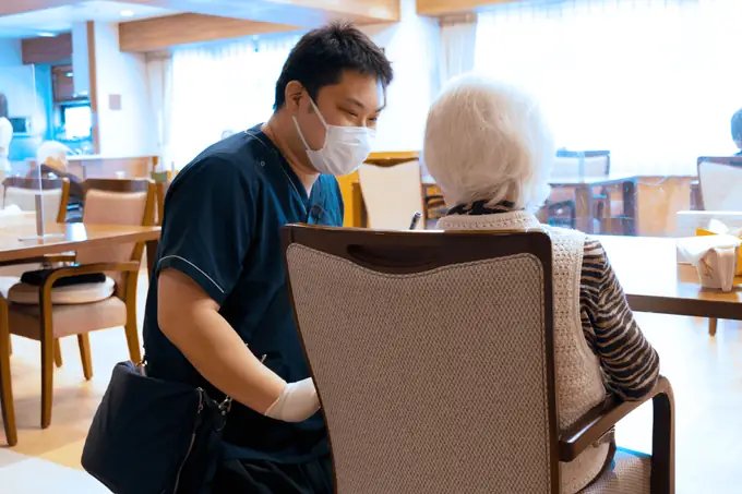 訪問歯科医師（コンパス内科歯科クリニック赤羽）／週1〜OK・シニア世代活躍中の画像1枚目