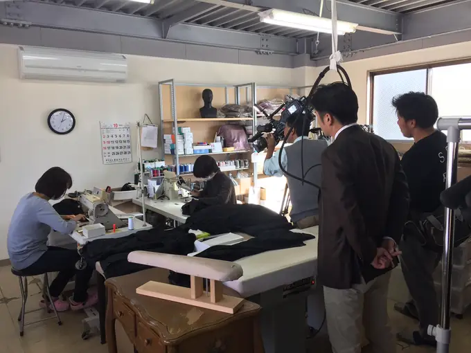 衣類の縫製／1日5時間～・週4〜5でOK／60代活躍中の画像1枚目