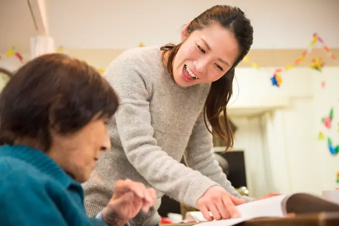 未経験OK！デイサービス送迎スタッフ／シニア世代活躍中（ユースタイルケア 中野中央 通所介護）の画像1枚目