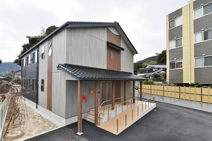 50代活躍中！介護職員（グループホーム メロディ）／未経験でもOK・残業なしの画像1枚目