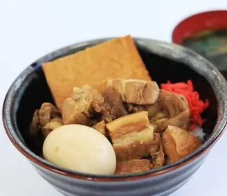 地域の愛され食堂で事務・現場サポート募集／基本土日休み・時短勤務可／食の小ロット商品開発拠点での勤務の画像1枚目