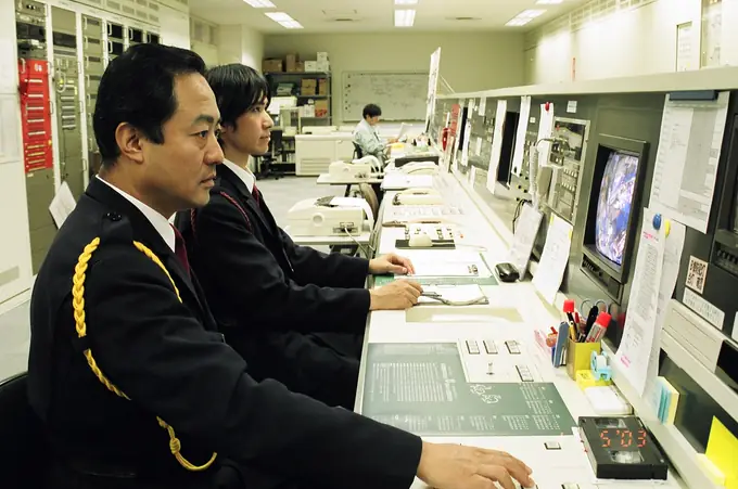 工場の施設警備／賞与年2回・60歳以上も活躍中の画像1枚目