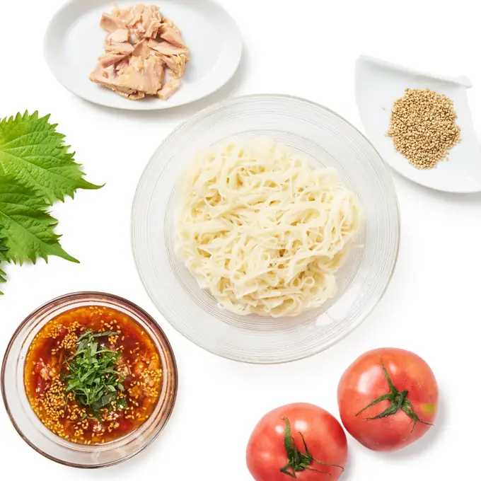 調理・接客スタッフ（そうめん そそそ研究室）／渋谷駅前すぐ・年間休日120日以上（シニア世代活躍中）の画像1枚目