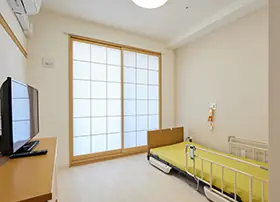 60代以上も活躍中！老人ホーム内の清掃・環境整備／1日3時間～でOK・無資格未経験OKの画像1枚目