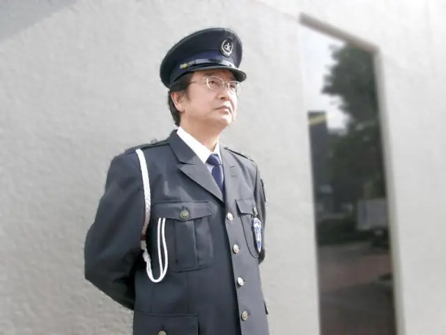施設警備（ビル内勤務）／シニア活躍中・年間休日120日の画像1枚目