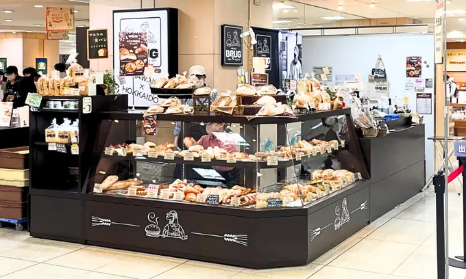 ブルクベーカリーパン販売スタッフ（東急百貨店札幌店）／駅チカ・シニア世代活躍中の画像1枚目