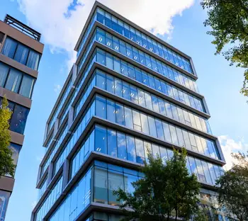 美容・医療商品の発送作業に付随する事務作業スタッフ／シニア世代活躍中の画像1枚目