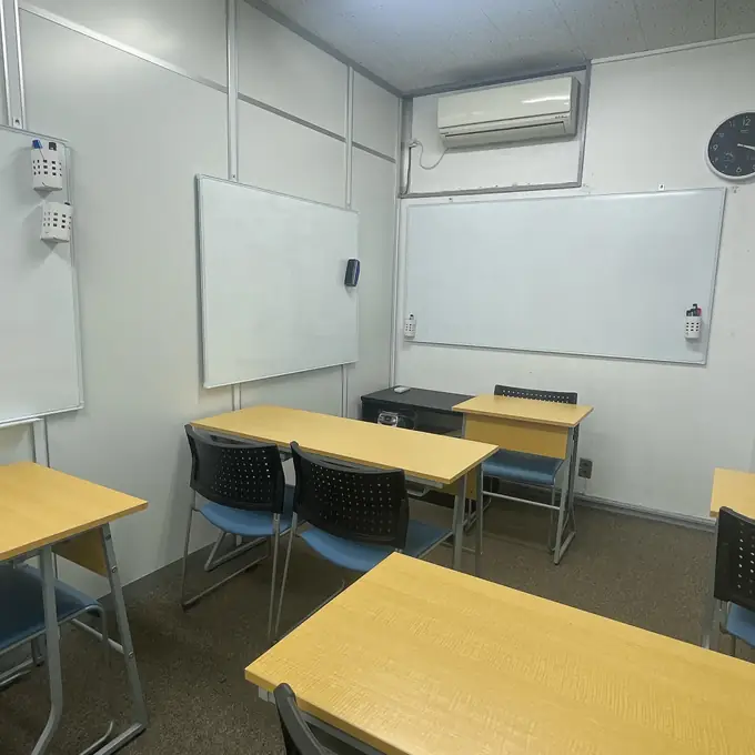 中学塾講師／週1日2時間でOK／曜日シフト固定制（50代以上活躍中）の画像1枚目