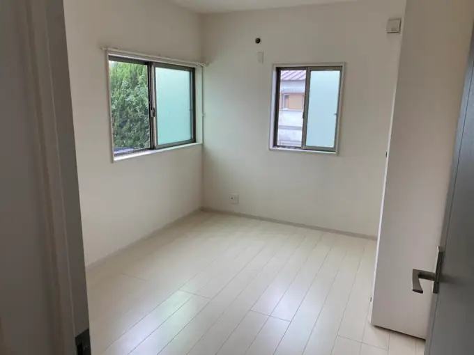 精神科訪問看護（PeaceNurse）／グループホーム内訪問メイン／完全週休2日制・シニア世代活躍中の画像1枚目