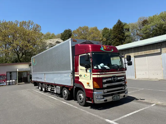 長距離ドライバー／週休二日制／シニア世代活躍中の画像1枚目