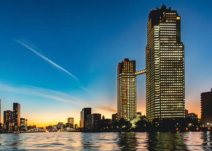 ホテルマネージメントインターナショナル株式会社 　銀座クレストンの画像1枚目