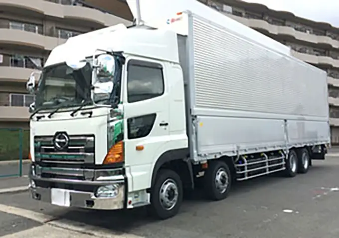 大型トラックドライバー／シニア世代活躍中の画像1枚目