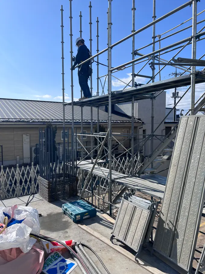 建設現場における鳶、土工／残業なし／50歳以上活躍中の画像1枚目